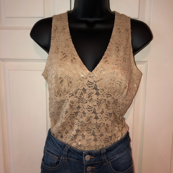 M.K.M Designs Lace Tank Top - Picture 2 of 5